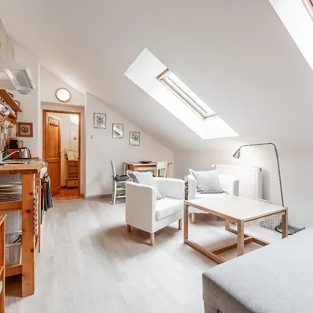 Valentina 2 Flat Hlavna With Parking For Fee *