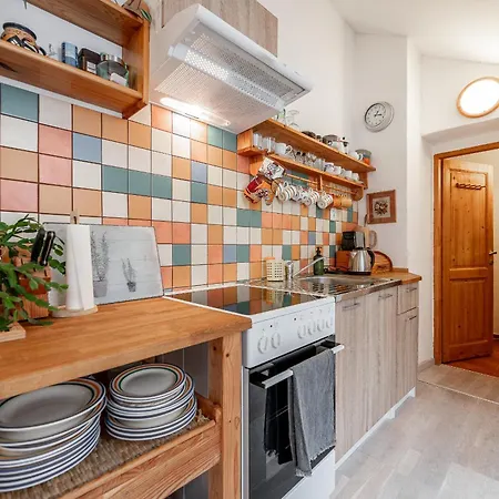 Valentina 2 Flat Hlavna With Parking For Fee Apartment *