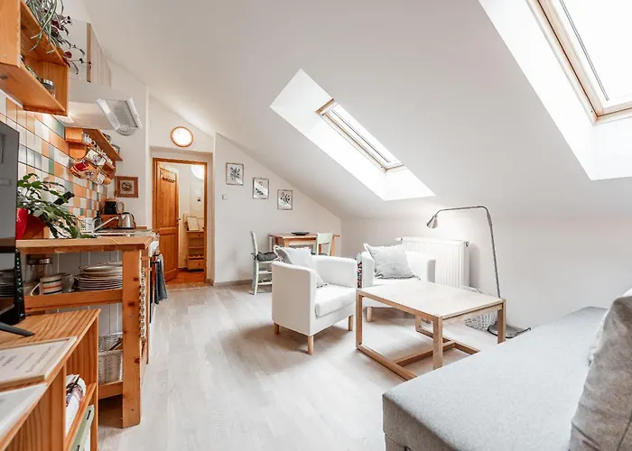 Valentina 2 Flat Hlavna With Parking For Fee *