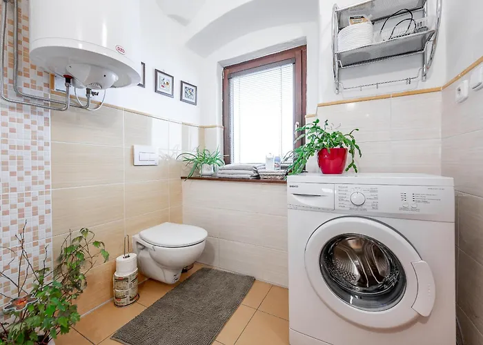 Valentina 2 Flat Hlavna With Parking For Fee *